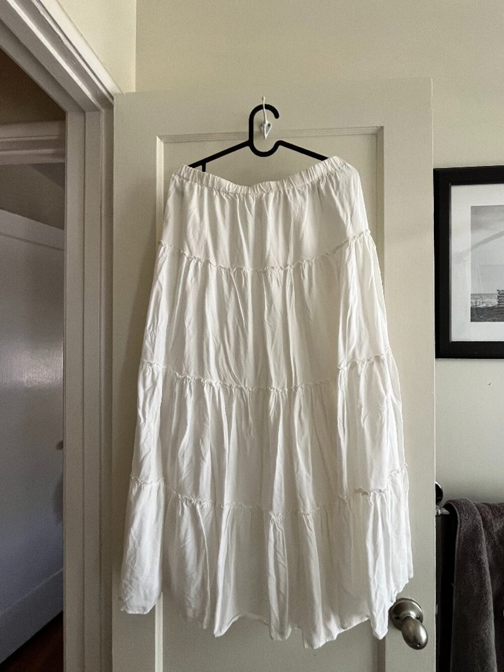 Finesse Bailee White Tiered Midi Skirt